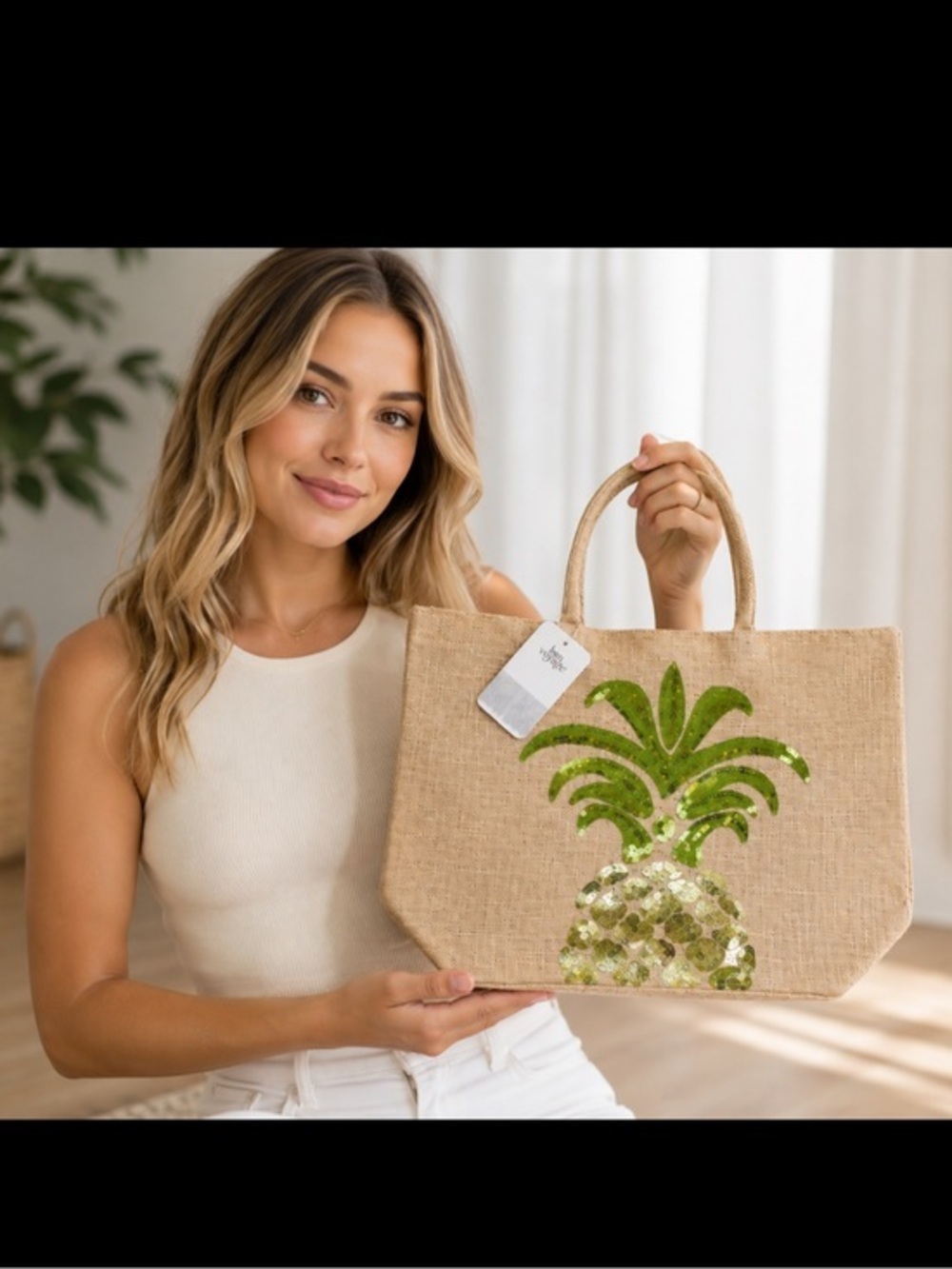 NWT Bon Voyage Pineapple Sequin Jute Tote Bag Beach Vacation Resort Tropical